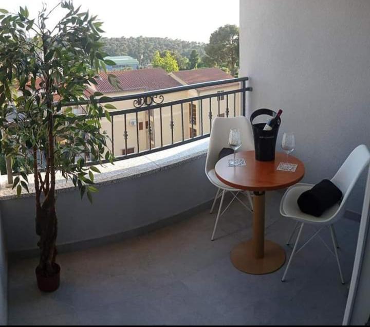 Apartman Paula มาคาร์สกา ภายนอก รูปภาพ
