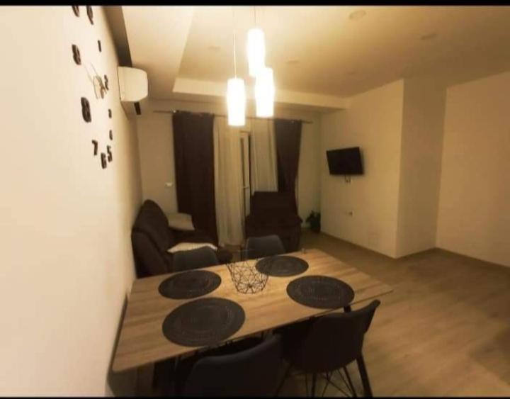 Apartman Paula มาคาร์สกา ภายนอก รูปภาพ